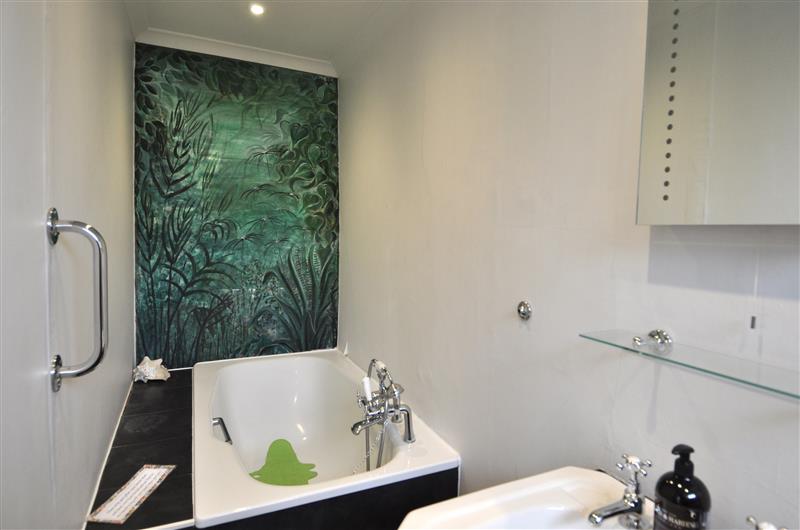 Bathroom at Coppice Hill House, Bishops Waltham