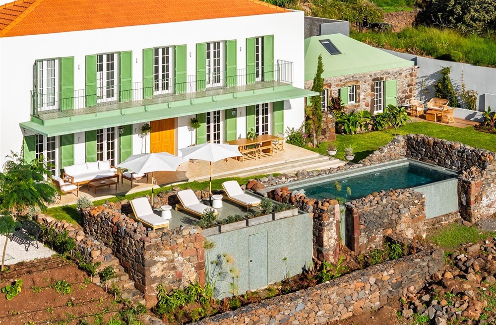 Coral Cabana