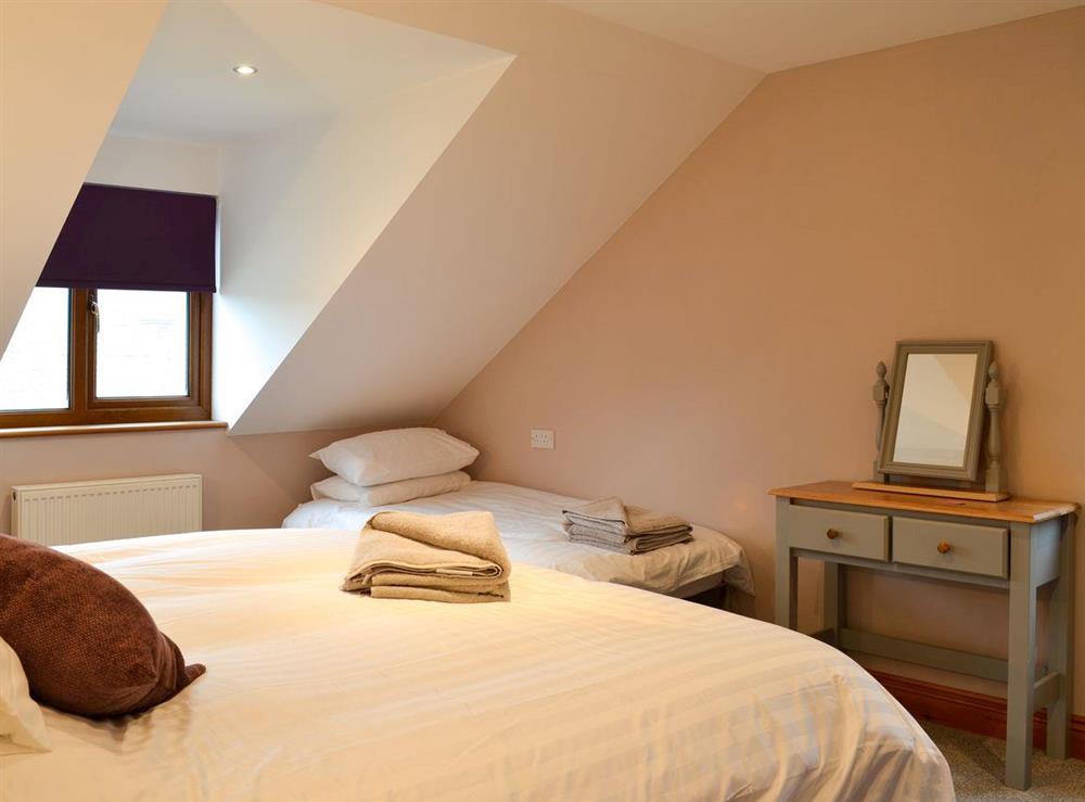 Double bedroom (photo 5) at Corlan in Llanfarian, near Aberystwyth, Dyfed