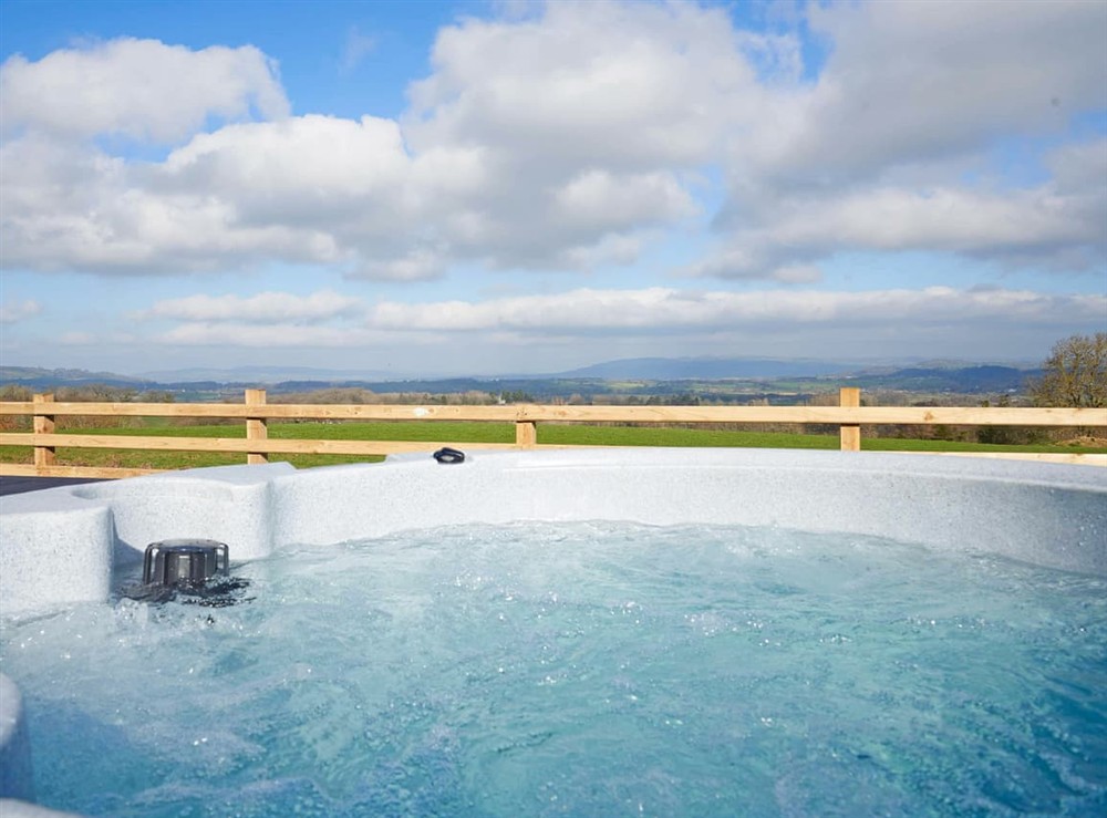 Hot tub at Corndon in Churchstoke, Powys