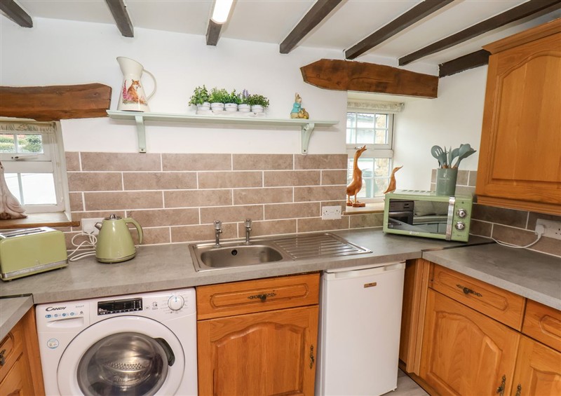 The kitchen (photo 2) at Corner Cottage, Thornton Dale