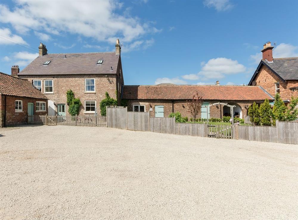 Photos of Corner Farm Sherburn, near Malton, N. Yorks., North Yorkshire