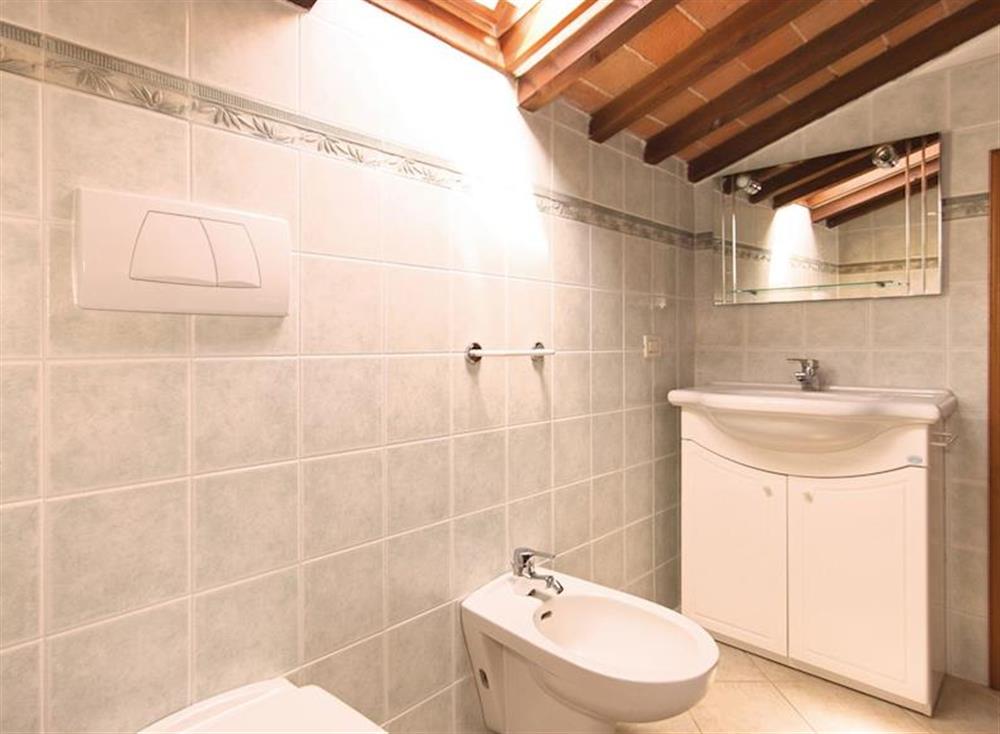 Bathroom (photo 2) at Corneto 2 in Pomarance, Italy