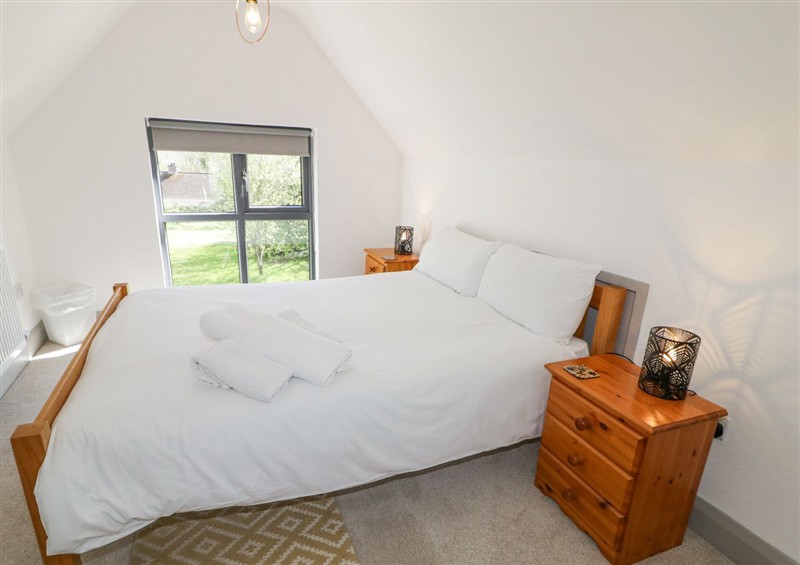 A bedroom in Corradillar Quay Cottage (photo 4) at Corradillar Quay Cottage, Lisnaskea