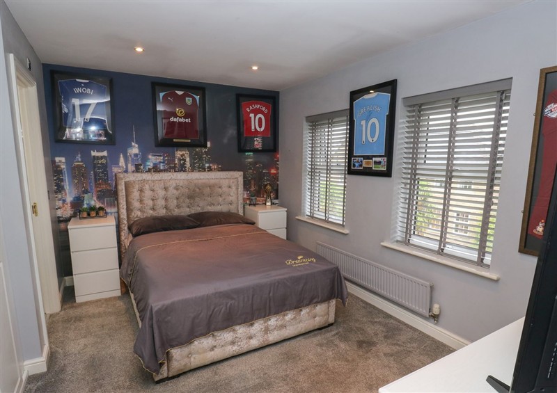 Bedroom (photo 3) at Corriegale, Apperley Bridge