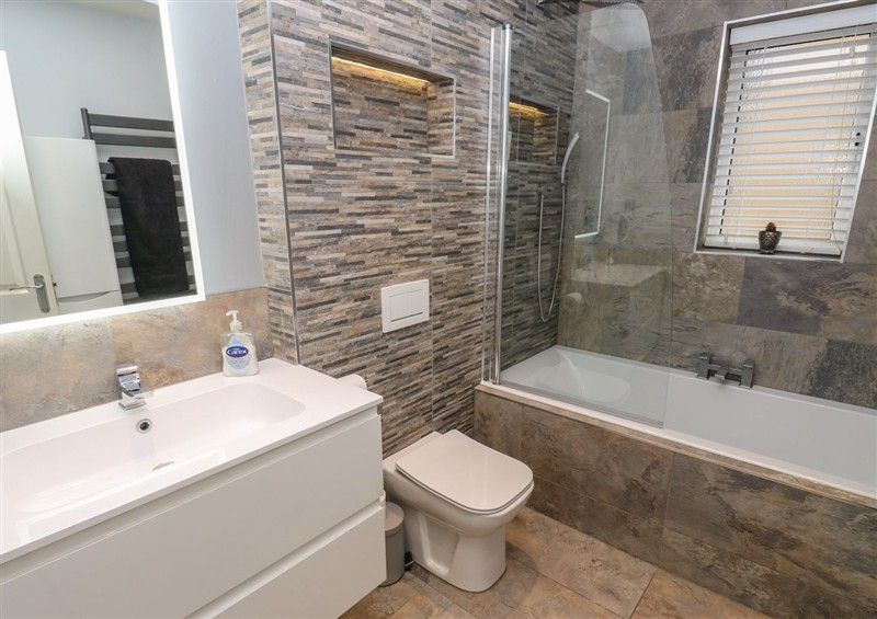 The bathroom (photo 4) at Corriegale, Apperley Bridge