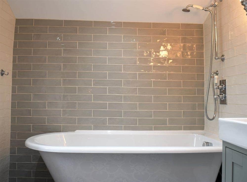 Tiled bathroom at Cosey Cottage in Keswick, Cumbria