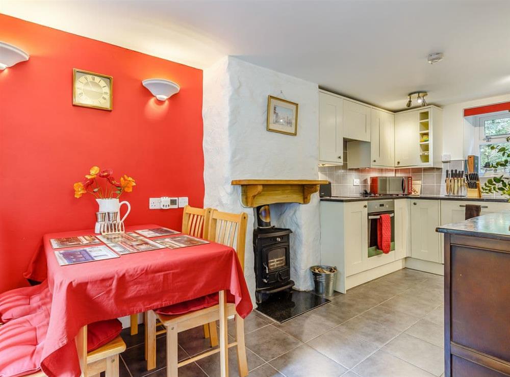 Kitchen/diner at Cosy Cornish Cottage in Carthew, near St Austell, Cornwall