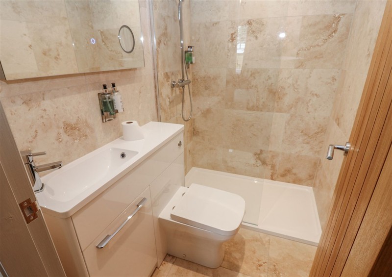 This is the bathroom at Cosy Cottage 4, Brandon
