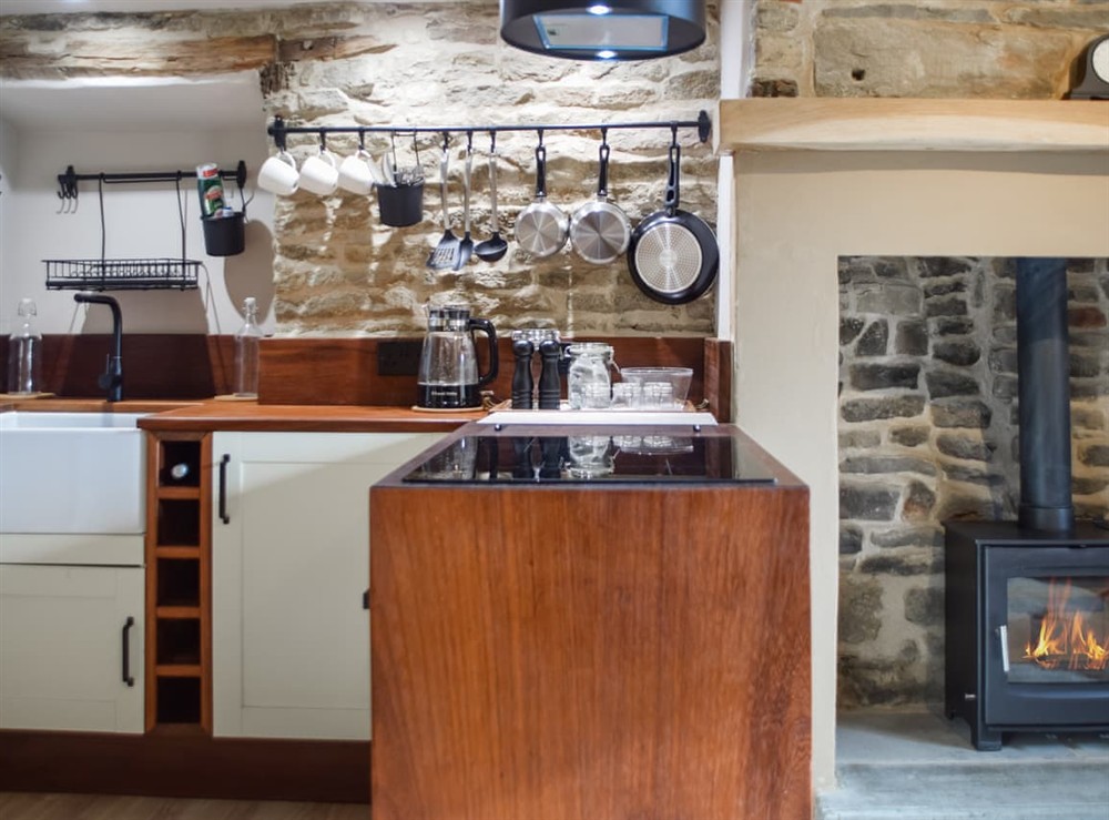 Open plan living space (photo 3) at Cosy Cottage in Diggle, Saddleworth, Lancashire