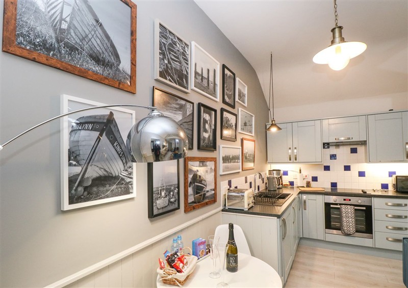 The kitchen at Cosy Cottage, North Elmham
