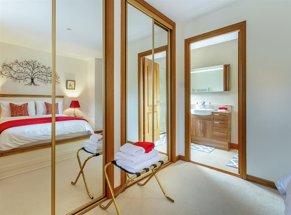 Double bedroom (photo 4) at Cosy Ness in Inverness, Inverness-Shire