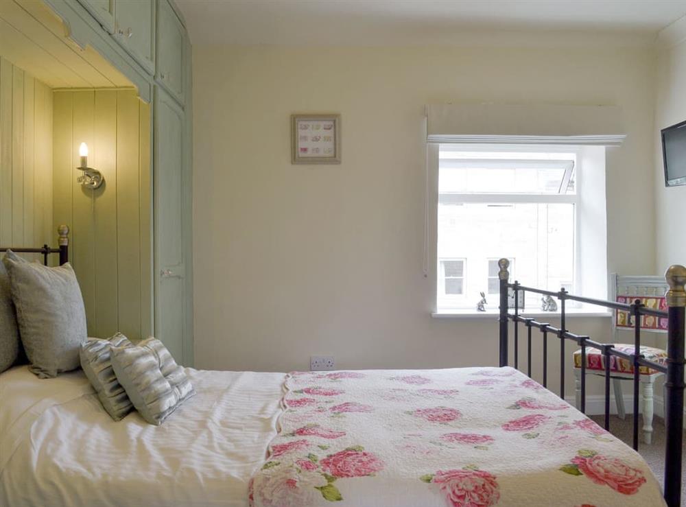 Comfortable double bedroom at Cosy Nook in Cromford, near Matlock, Derbyshire, England