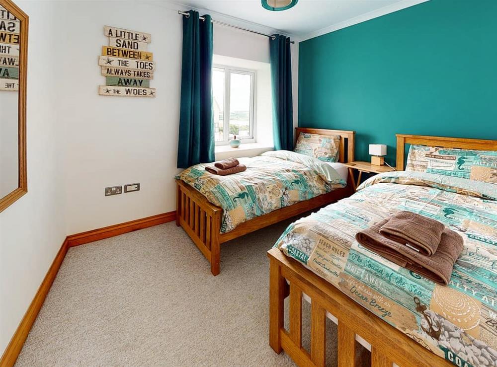 Twin bedroom at Cosy Ocean View in Pennar, Dyfed