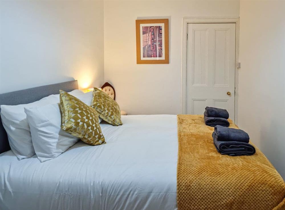 Double bedroom (photo 2) at Cosy Penicuik Apartment in Penicuik, Midlothian