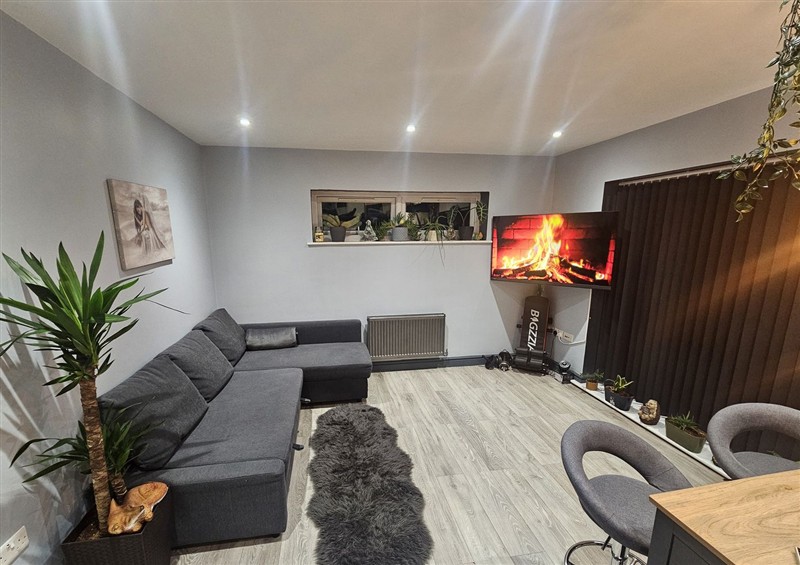 Inside at Cosy Southampton Apartment, Southampton