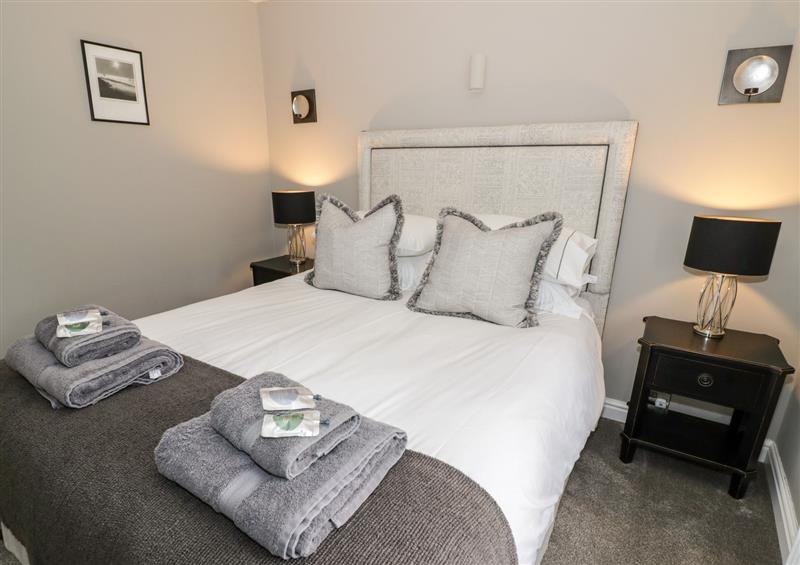 One of the bedrooms (photo 3) at Cotstone Cottage, Chipping Campden