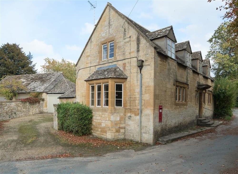 Lovely Holiday cottage at Cotswold Way Cottage in Wood Stanway, near Winchcombe, Gloucestershire