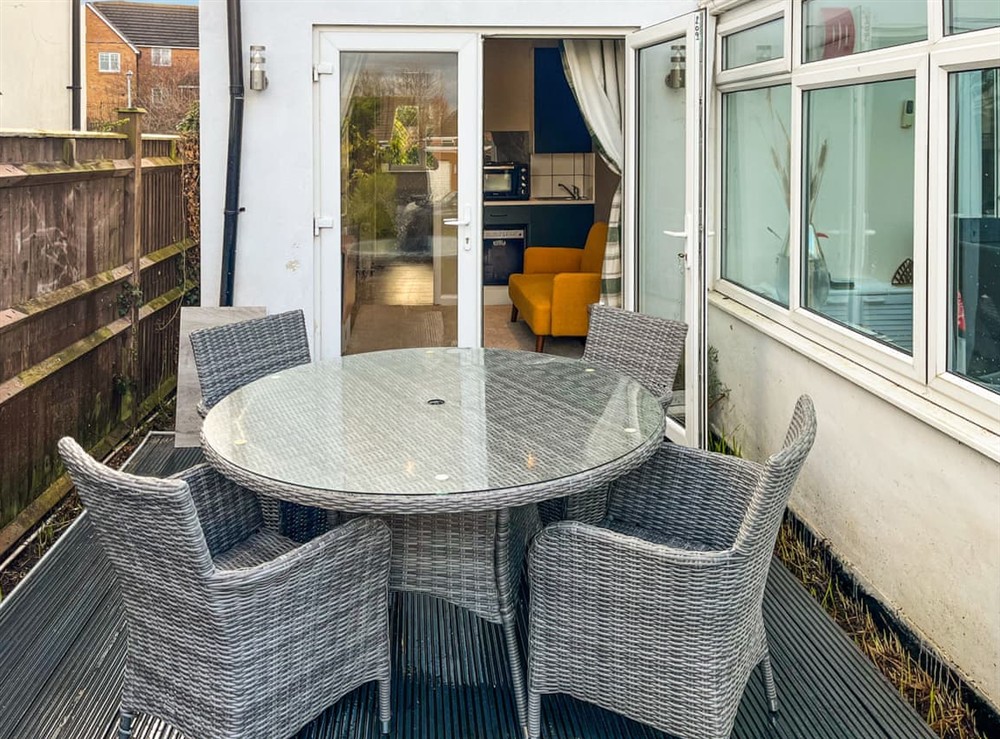 Sitting-out-area at Cottage Annex in Rochester, Kent