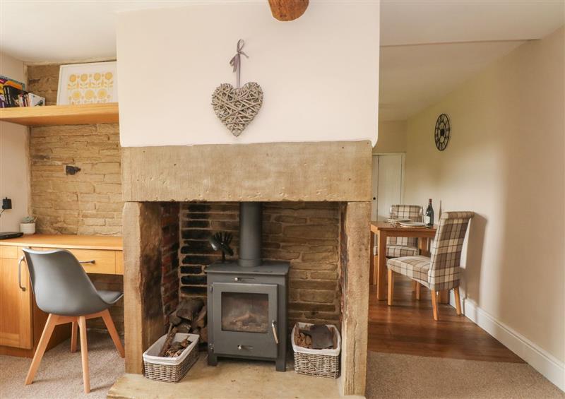 Relax in the living area at Cottage Round TCorner, Honley