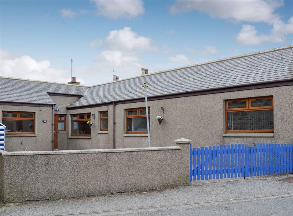 Lovely detached holiday home at Cotton Shore in Inverallochy, near Fraserburgh, Aberdeenshire
