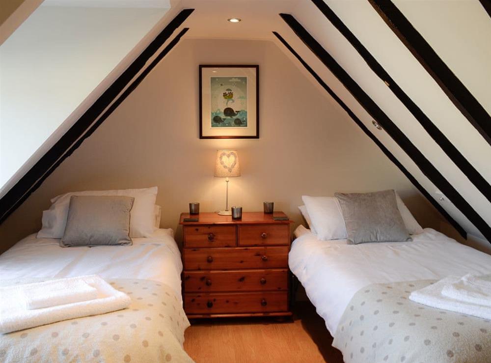 Twin bedroom at Cottonmill Cottage in Newton Stewart, Wigtownshire