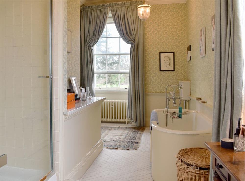 En-suite (photo 2) at Country House in Balcombe, West Sussex