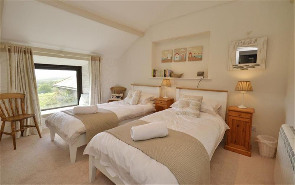 The twin bedroom at Court Barton Cottage No. 7 in South Huish