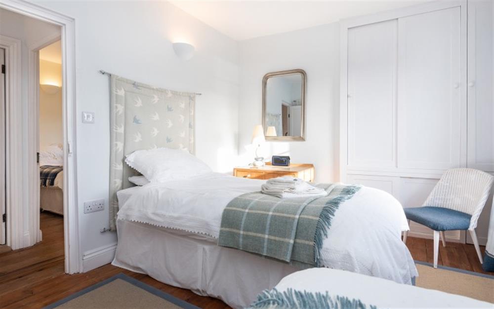 Bedroom 3 with twin beds  at Court Cottage in Salcombe