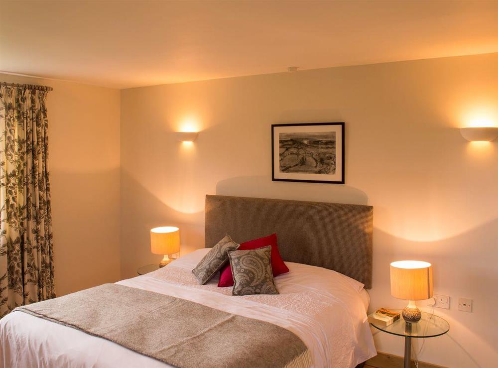 Double bedroom with kingsize bed at Courtside in Fairfield, near Appledore, Kent