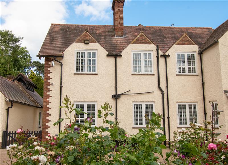 The setting of Courtyard Cottage