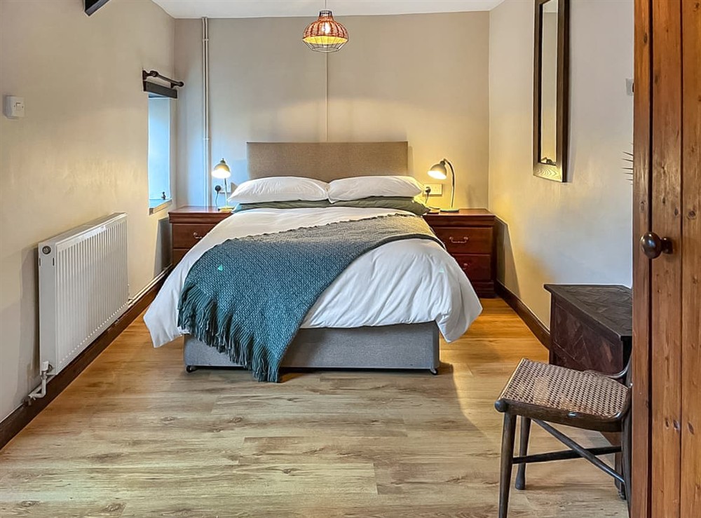 Double bedroom at Courtyard Cottage in Bideford, Devon