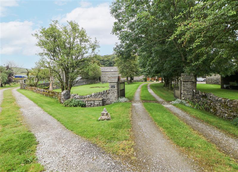 The area around Courtyard Cottage