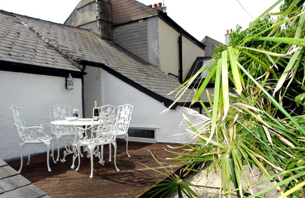 Roof terrace at Cousham Cottage, Kingsand and Cawsand, South Cornwall