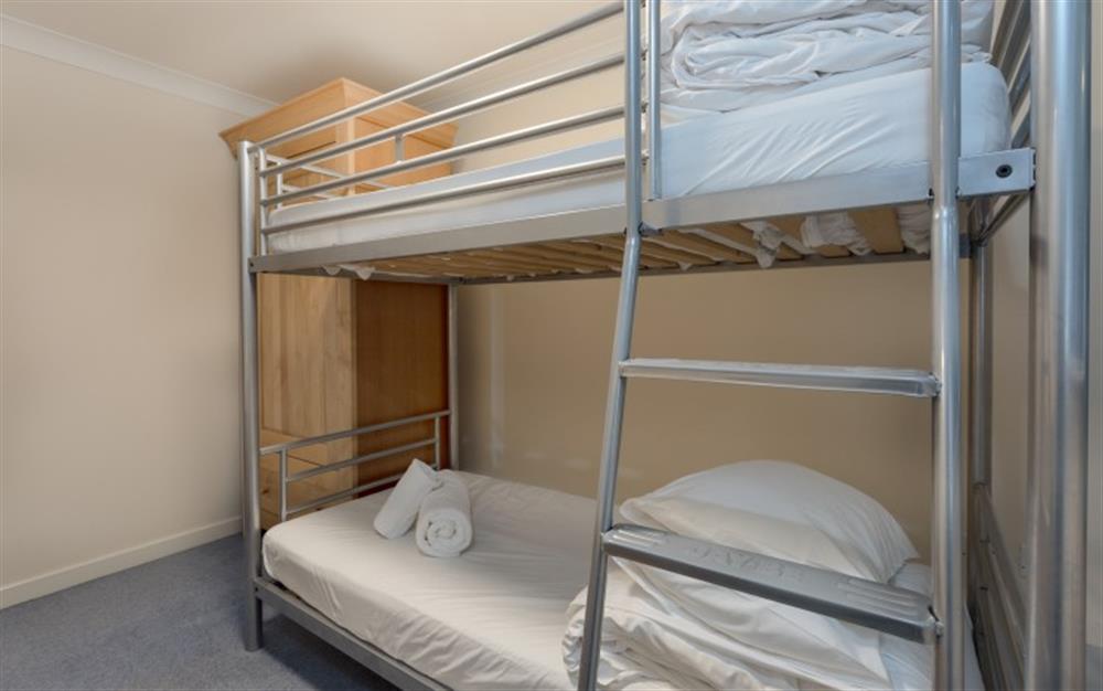 The third bedroom has 3ft wide bunk beds. at Cove 2 in Maenporth