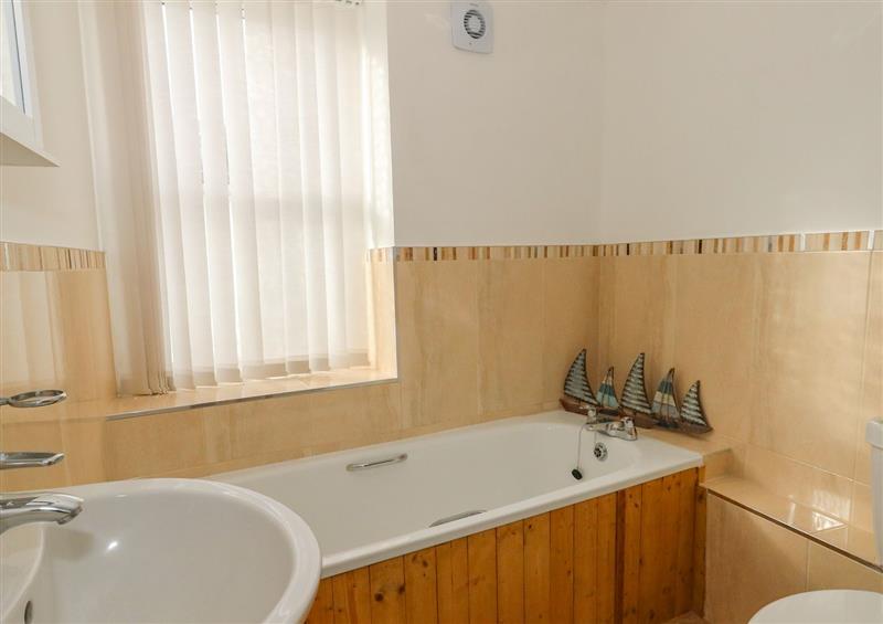 The bathroom at Cove Street Cottage, Weymouth