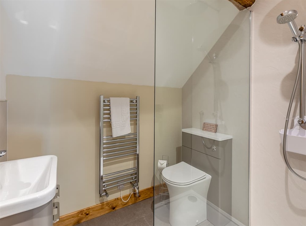 En-suite at Cowcroft in Litton, near Buxton, Derbyshire