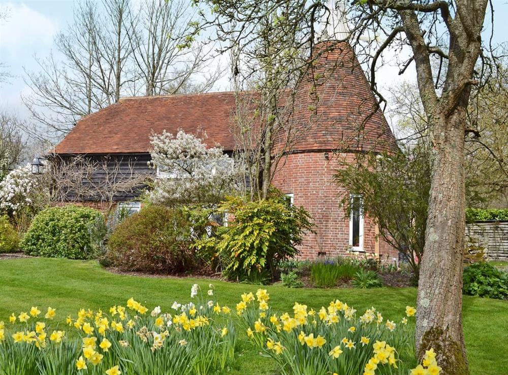 Beautiful, established gardens at Cowford Oast in Eridge Green, near Tunbridge Wells, Sussex, East Sussex