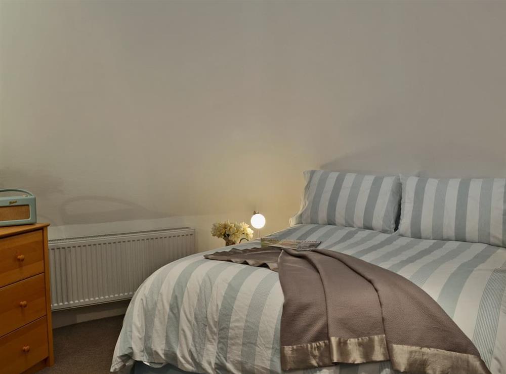 Charming double bedroom at Cowford Oast in Eridge Green, near Tunbridge Wells, Sussex, East Sussex