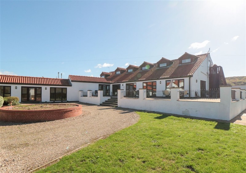 The setting at Cowshed Cottage, East Knapton near Rillington