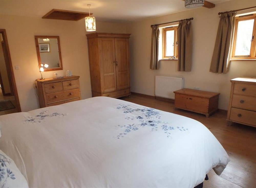 Double bedroom (photo 2) at Cowslip Cottage, Brook, Kent