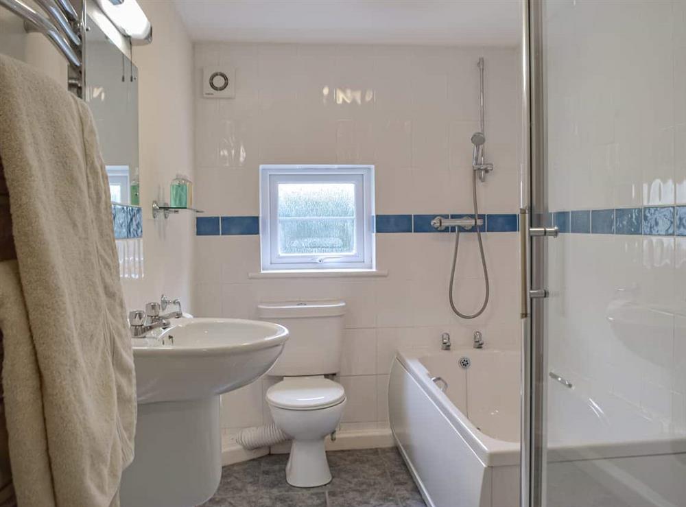 Bathroom at Cowslip Cottage in Keeston, Dyfed