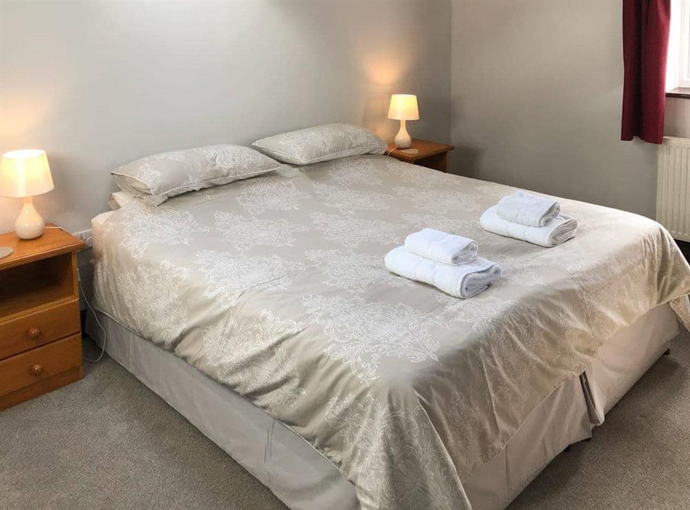 Super king bedroom or can be up to 3 singles at Cowslip in Holsworthy, Devon