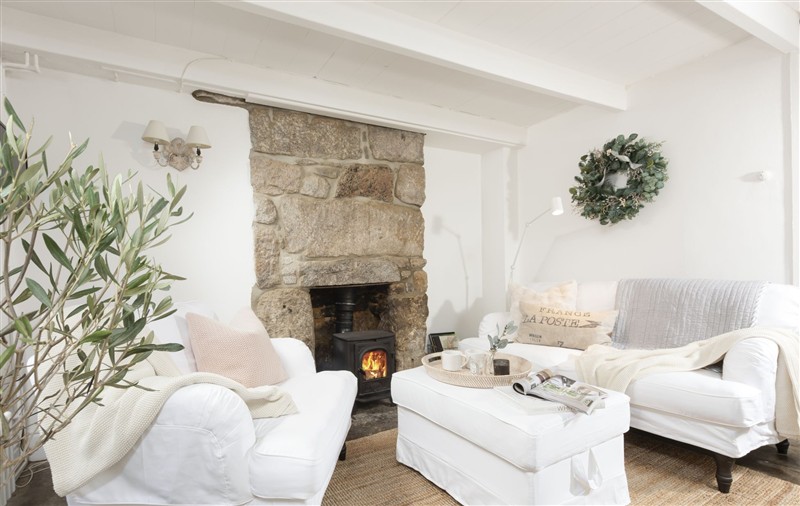 The living area (photo 2) at Crabpot Cottage, Cornwall