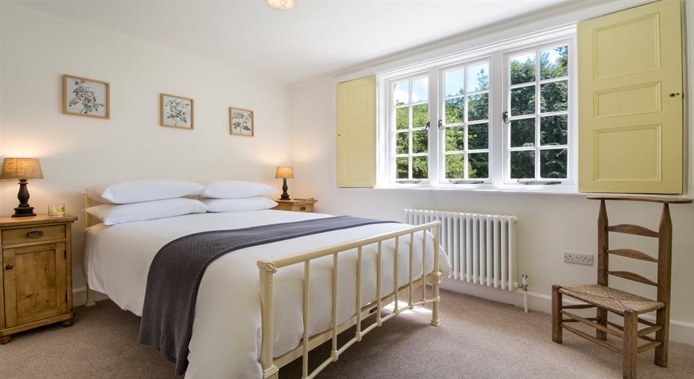 The second double bedroom at Crabtree School House in Broadclyst, Exeter