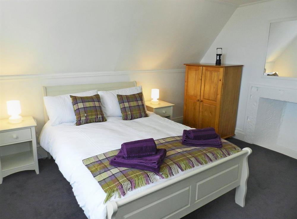 Beautifully presented double bedroom (photo 2) at Craegard House in Corrie, Isle of Arran, Scotland