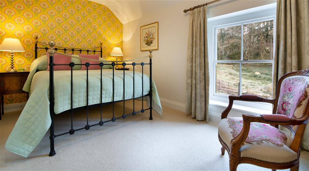 A double bedroom (photo 3) at Craflwyn Hall in Caernarfon, Gwynedd