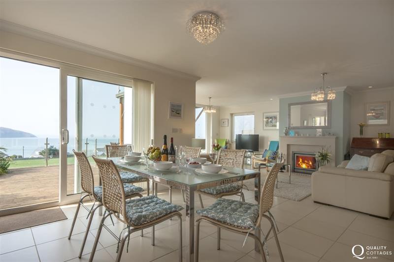 Open plan living room at Craig Silian, Gwbert