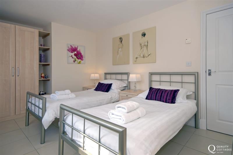 Suite twin at Craig Silian, Gwbert