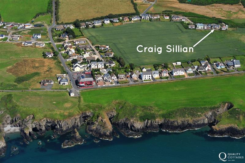 Teif Estuary, Gwbert luxury holiday home with sea views at Craig Silian, Gwbert